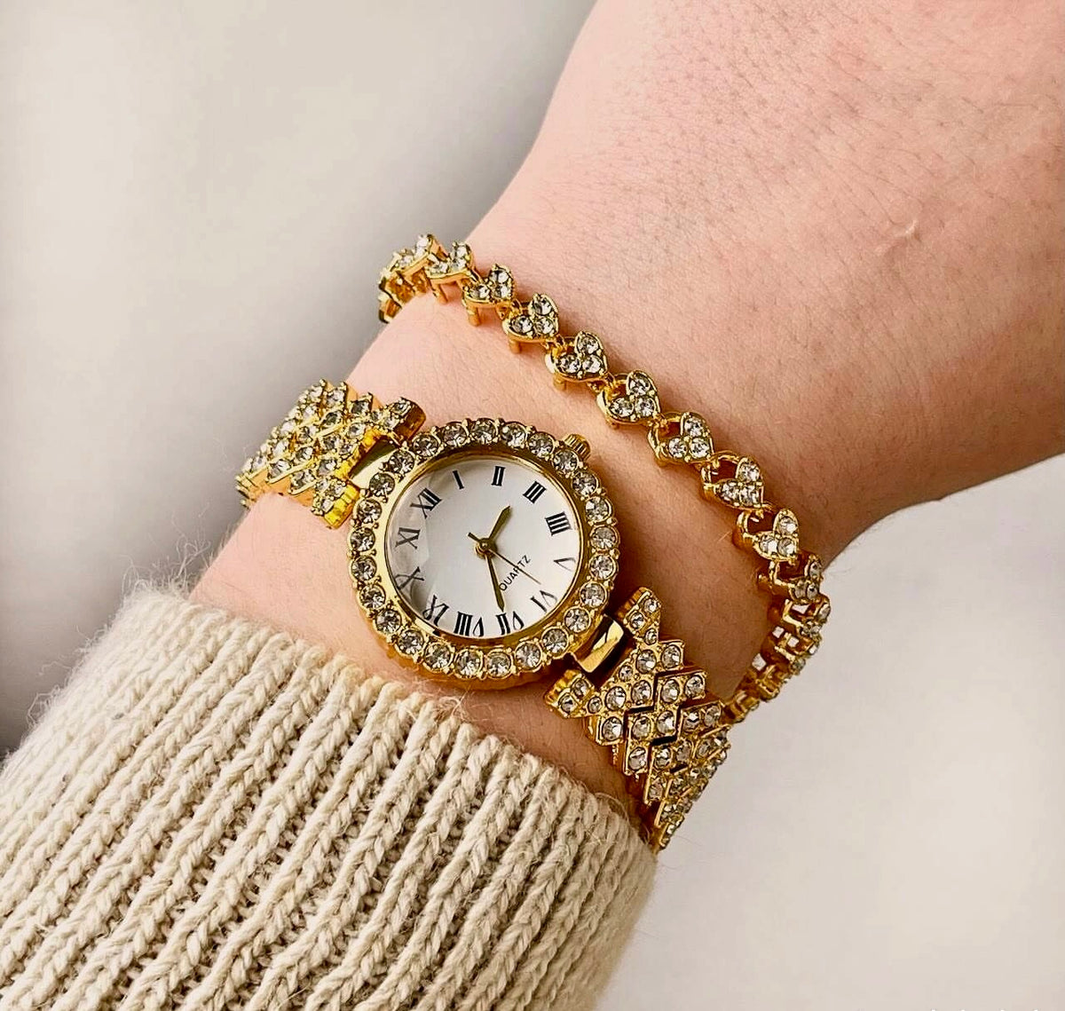 đĨâ¨A58 Plus Smartwatch & Jewelry Set (Premium Luxury)